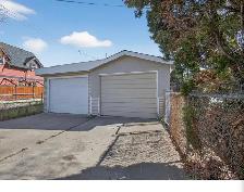 Two bedroom home with double garage for rent - Photo 7