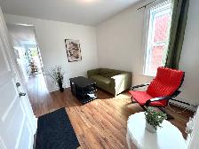 Rosemont superbe 4 1/2 meublé tout-inclus ! - Photo 2