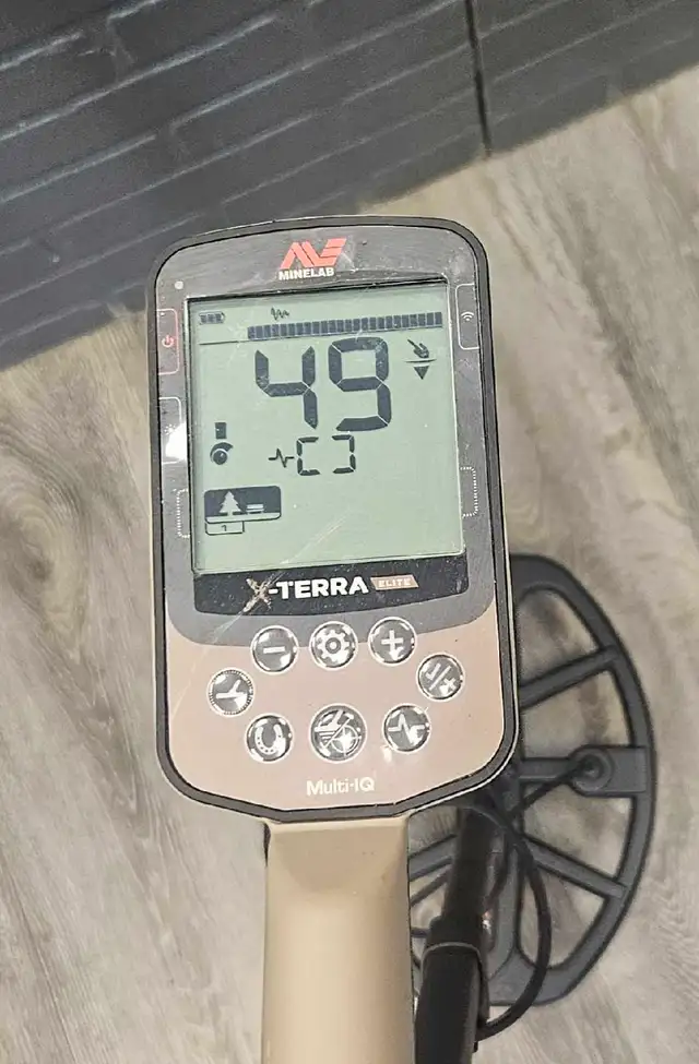Minelab X-Terra Eite Waterproof Metal Detector - Photo 4