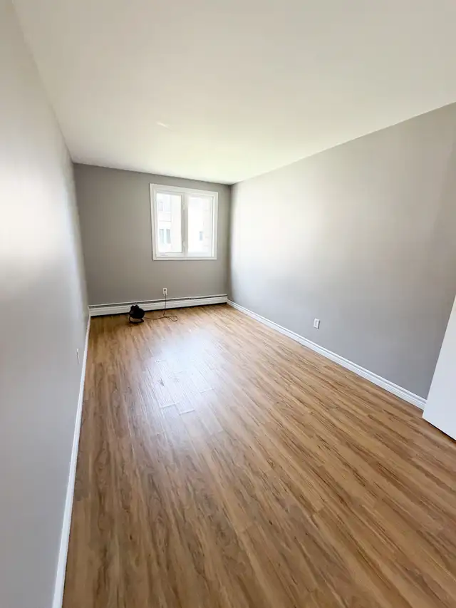 New Sudbury 2 Bedroom Apartment - Photo 9
