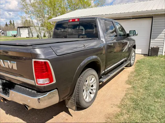 2017 Dodge Ram 1500 Limited - Photo 3