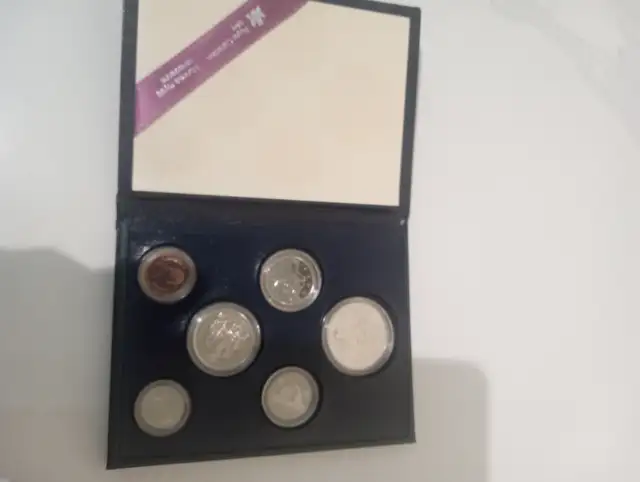 1983 Canadian Specimen Set , in Mint condition - Photo 2