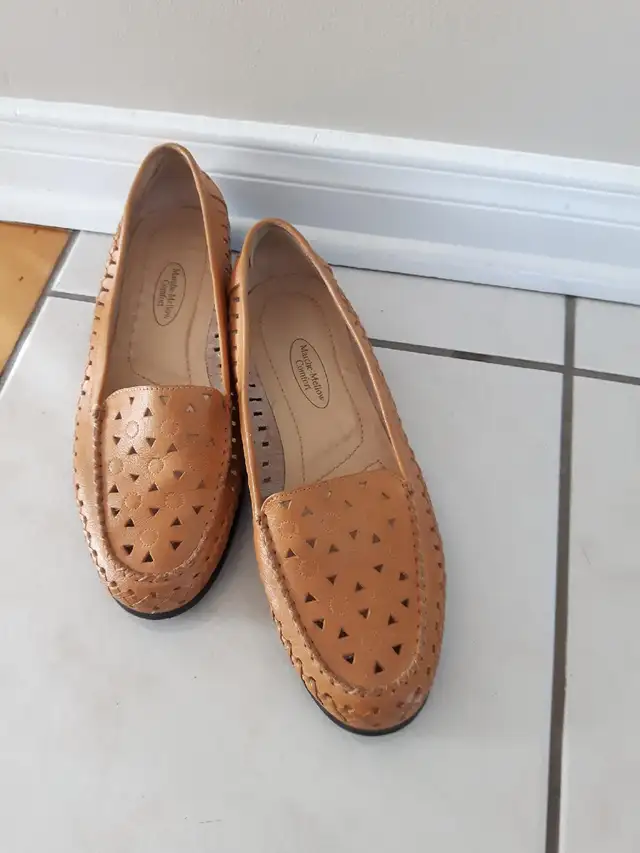 SOULIERS NEUFS CUIR BEIGE MARCHE-MELLOW COMFORT GR 7FEMME$20.00 - Photo 4