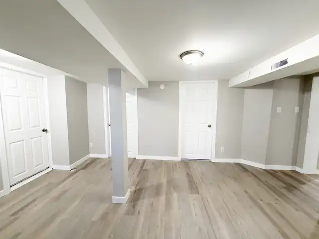 2 Bedroom Notre Dame - Photo 2