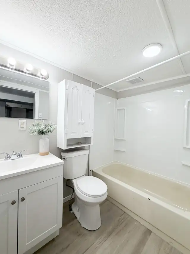 2 Bedroom Notre Dame - Photo 7