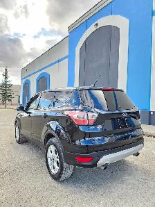 2017 Ford Escape SE - Photo 5