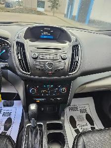 2017 Ford Escape SE - Photo 9