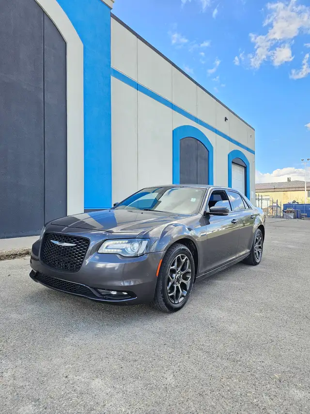 2016 Chrysler 300 S
