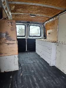 2009 Chevrolet Express 3500 - Photo 8