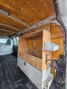 2009 Chevrolet Express 3500 - Photo 18