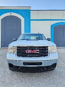 2013 GMC Sierra 2500HD Work Truck - Photo 2