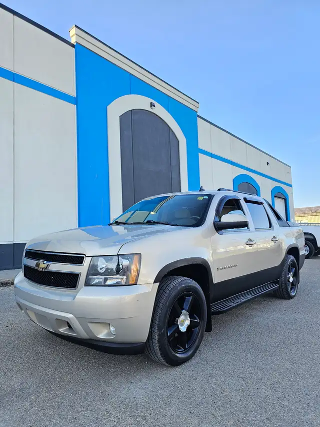 2009 Chevrolet Avalanche LS