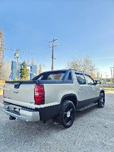 2009 Chevrolet Avalanche LS - Photo 3
