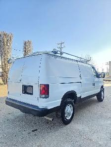 2013 Ford E-250 - Photo 4