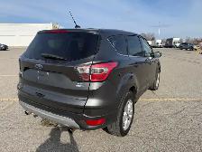 2017 Ford Escape AWD 4dr SE - Photo 4