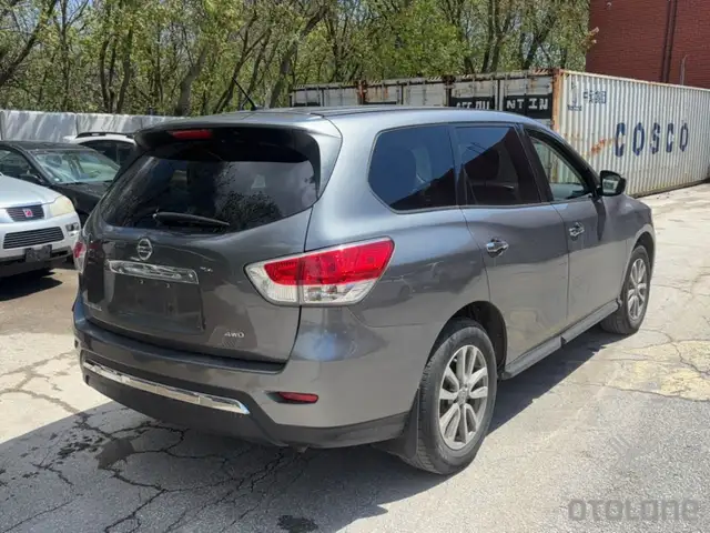 2016 Nissan Pathfinder 4WD 4dr S - Photo 4