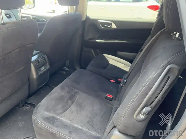 2016 Nissan Pathfinder 4WD 4dr S - Photo 14