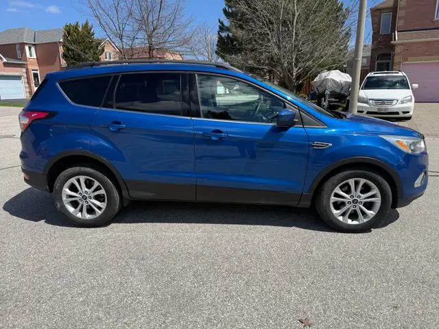 2017 Ford Escape FWD 4dr SE - Photo 4