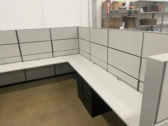 Second-Hand Teknion Desks in Excellent Condition-Call Now!