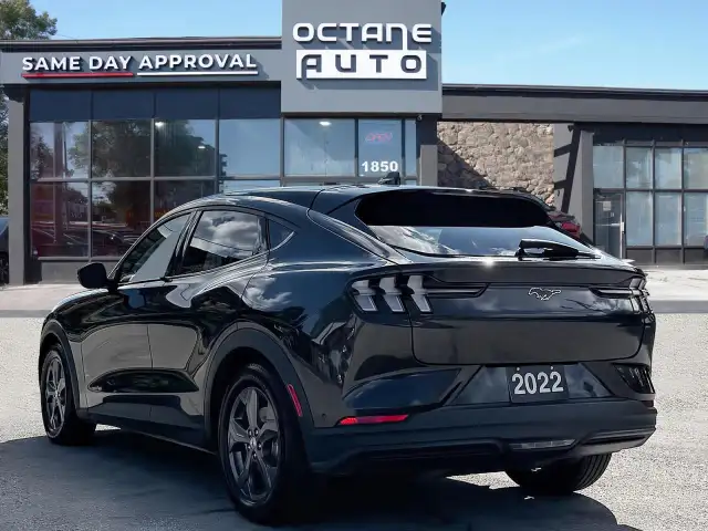 2022 Ford Mustang Mach-E Select AWD - Photo 4