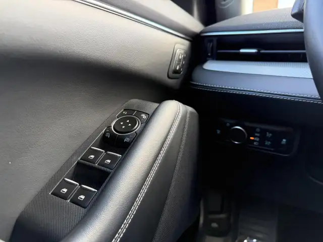 2022 Ford Mustang Mach-E Select AWD - Photo 8