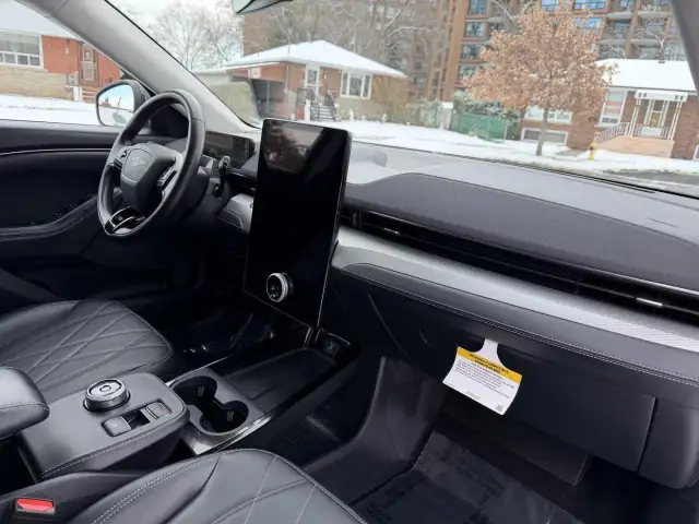 2022 Ford Mustang Mach-E Select AWD - Photo 10