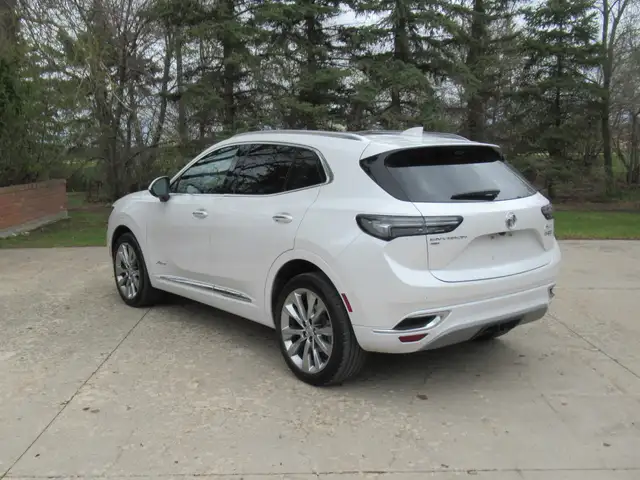 2023 Buick Envision Avenir AWD - Photo 3