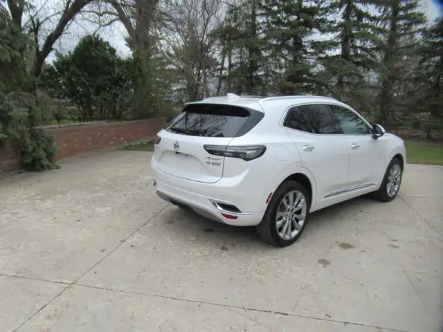 2023 Buick Envision Avenir AWD - Photo 5