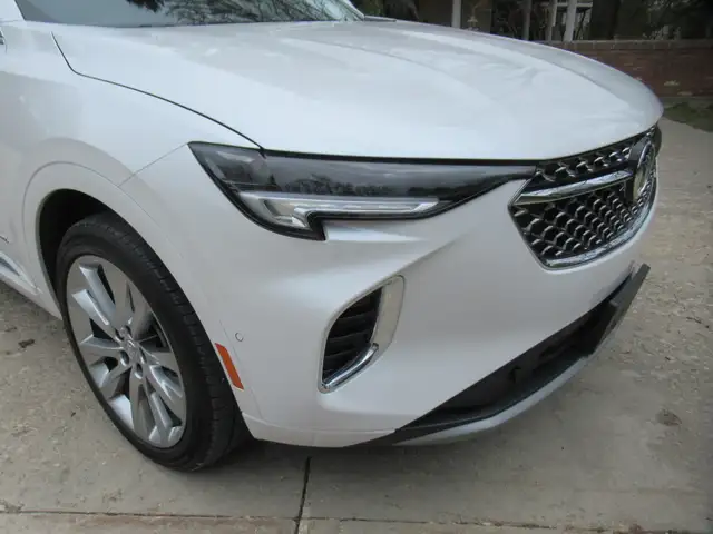 2023 Buick Envision Avenir AWD - Photo 9