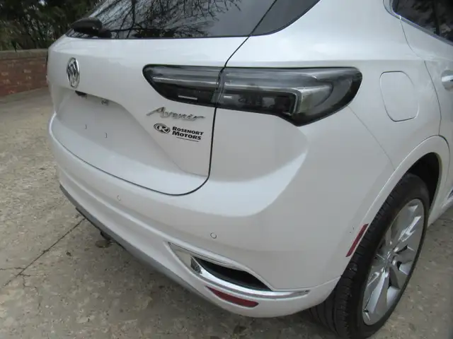 2023 Buick Envision Avenir AWD - Photo 10
