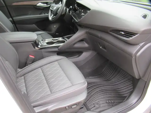 2023 Buick Envision Avenir AWD - Photo 23