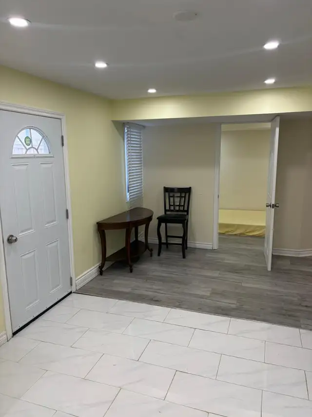 Basement Apartment for Rent in Brampton - Photo 12