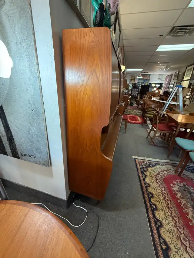 Mid-century modern Danish Teak Sideboard - Photo 7