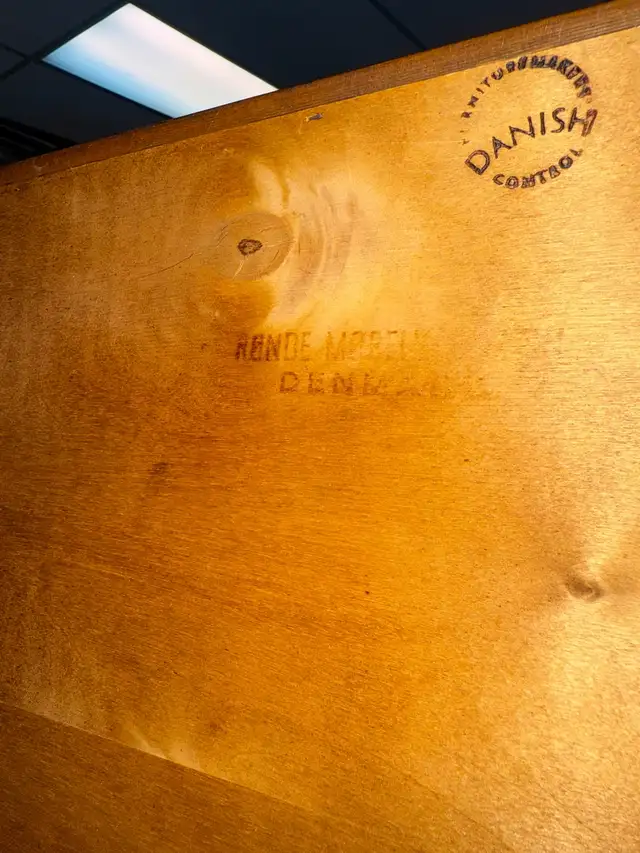 Mid-century modern Danish Teak Sideboard - Photo 10