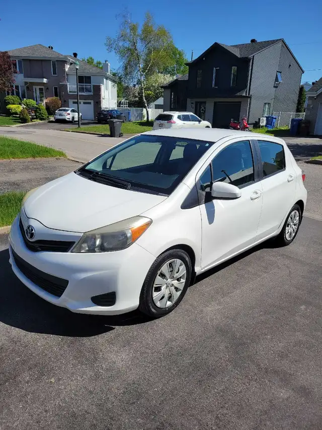 Toyota Yaris - Photo 2