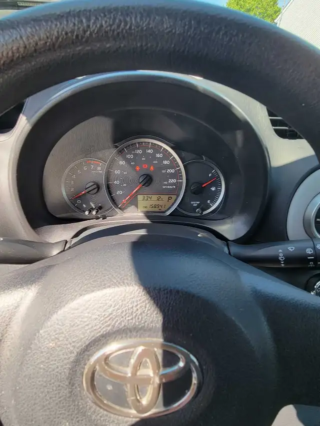 Toyota Yaris - Photo 6