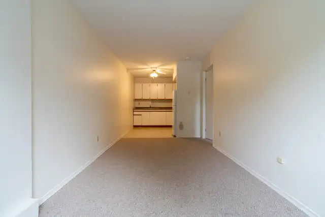2100 Regent Street - Bachelor for Rent in Sudbury - Photo 4