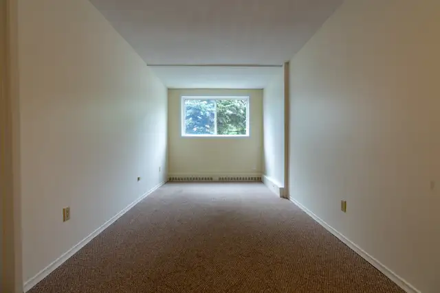 2100 Regent Street - Bachelor for Rent in Sudbury - Photo 6