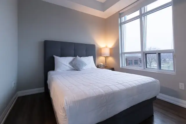 6289 McLeod - 2  Bedroom Furnished for Rent in Niagara Falls - Photo 5