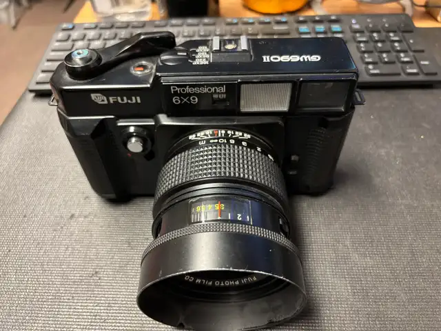 Fuji Professional 6x9 GW690 II SN#3110021 - $1650 - Photo 4