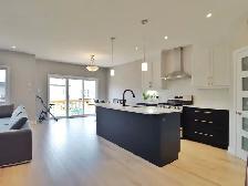 4 Bedroom Single Family Home for Rent, Garage, Russell, Ottawa - Photo 3