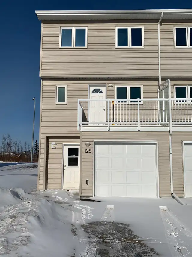 125 Ashgrove Dr