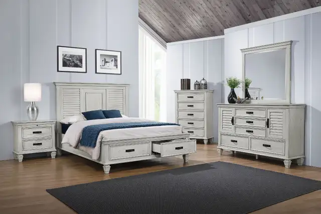 THE BEST HOME FURNISHINGS