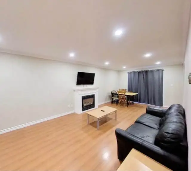 Room for Sublet - Photo 3
