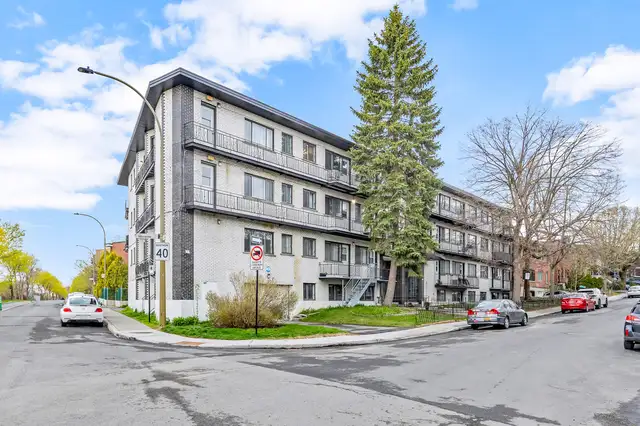 Bright 1½ NDG | Balcony · Heat & Hot Water Included $1100 - Photo 8
