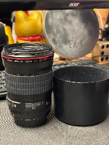Canon EF 135mm f2 L Lens