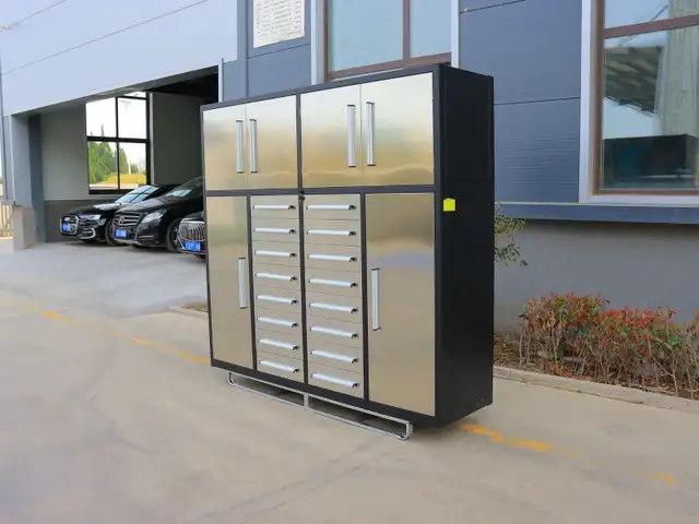Armoire d'établi en acier de 2,13 m (7 pi) avec outils et profon