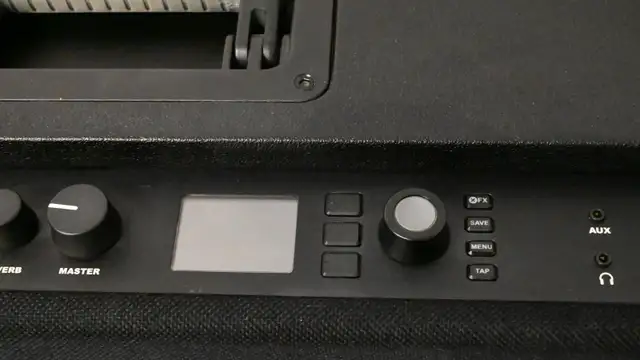 Fender Mustang GT-200 Combo Amp 200W 2x12  footswitch and covers - Photo 5