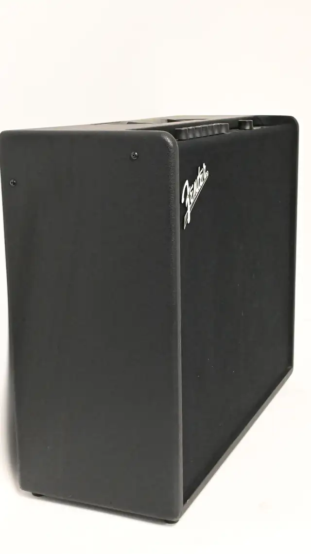 Fender Mustang GT-200 Combo Amp 200W 2x12  footswitch and covers - Photo 7