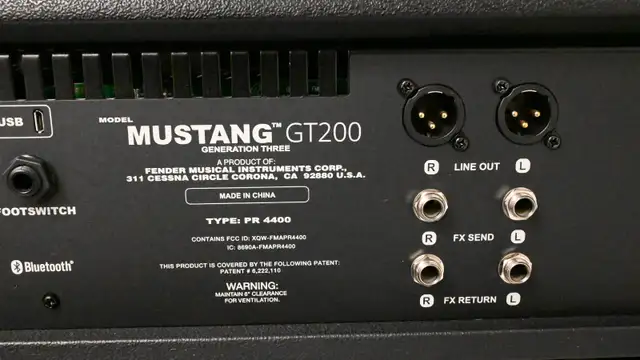 Fender Mustang GT-200 Combo Amp 200W 2x12  footswitch and covers - Photo 9